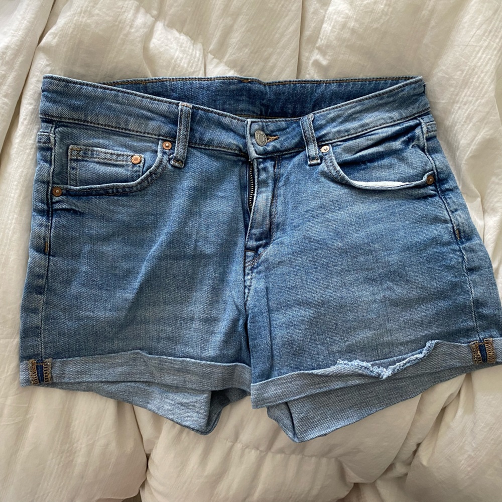 H&M denim shorts